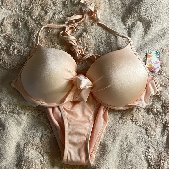 Light Pinkish Peach Bikini - Picture 8 of 8